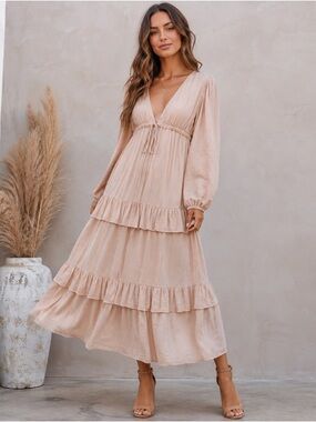 Vici boho Long Sleeve V-Neck Maxi Dress in Blush medium NWT